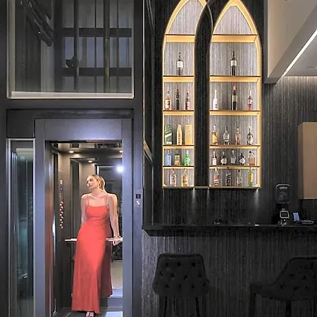 Mythical Coast Wellness Retreat 5* Loutrá