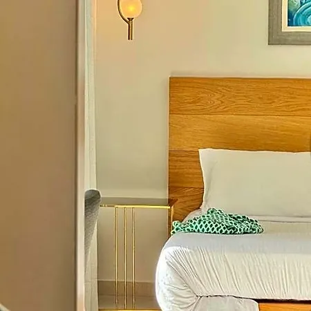 Mythical Coast Wellness Retreat Loutrá