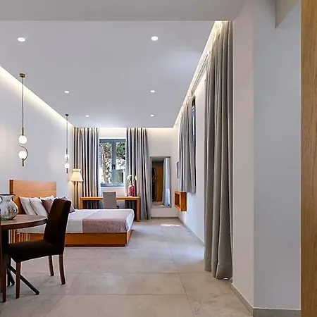 Mythical Coast Wellness Retreat Loutrá