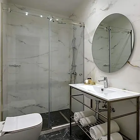 Mythical Coast Wellness Retreat 5* Loutrá